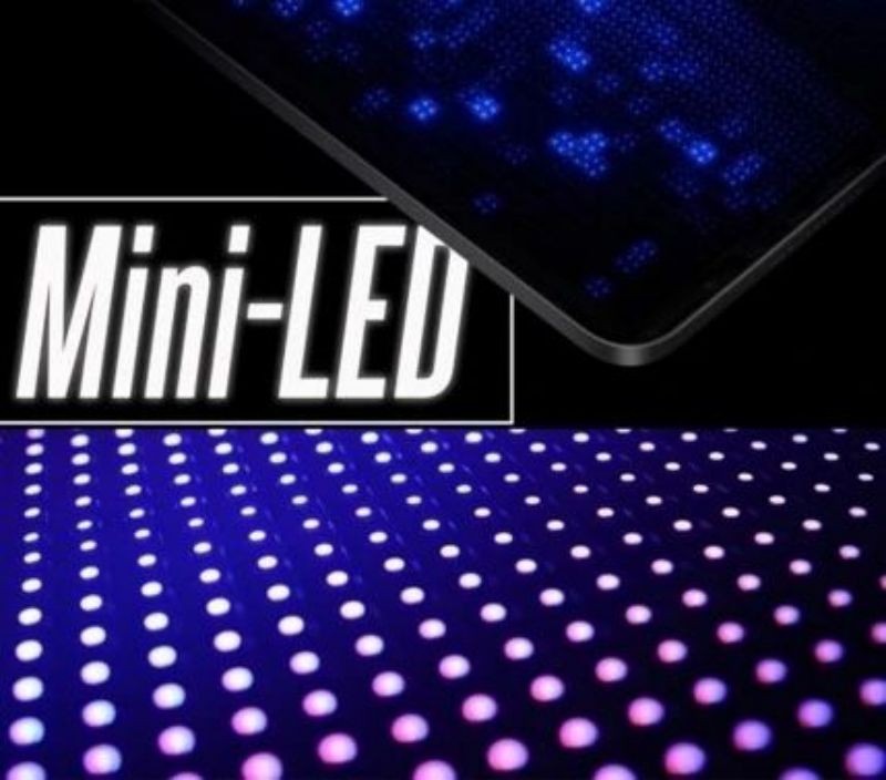 中顯智能機器人研發(fā)新品閃亮登場——Mini LED 固晶機